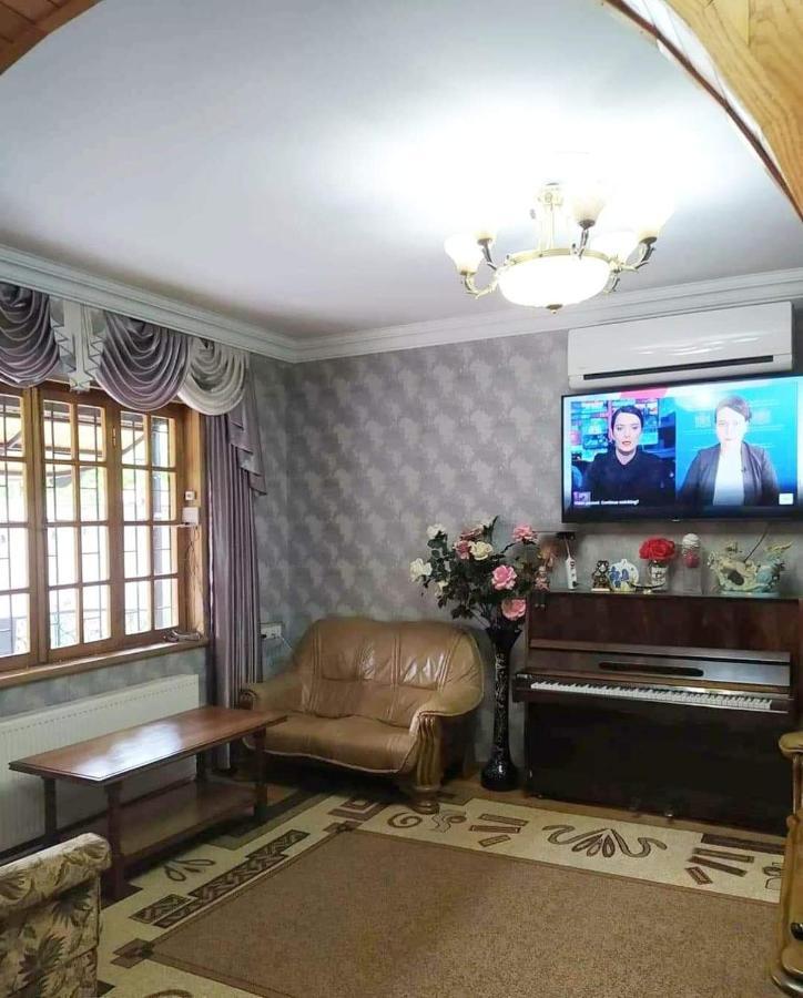 Villa In Tbilisi Luaran gambar